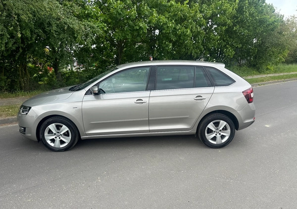 Skoda RAPID cena 39900 przebieg: 90000, rok produkcji 2018 z Brzesko małe 56